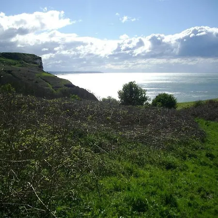 Les Falaises Panzió 3*