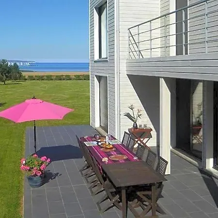 Les Falaises 3*